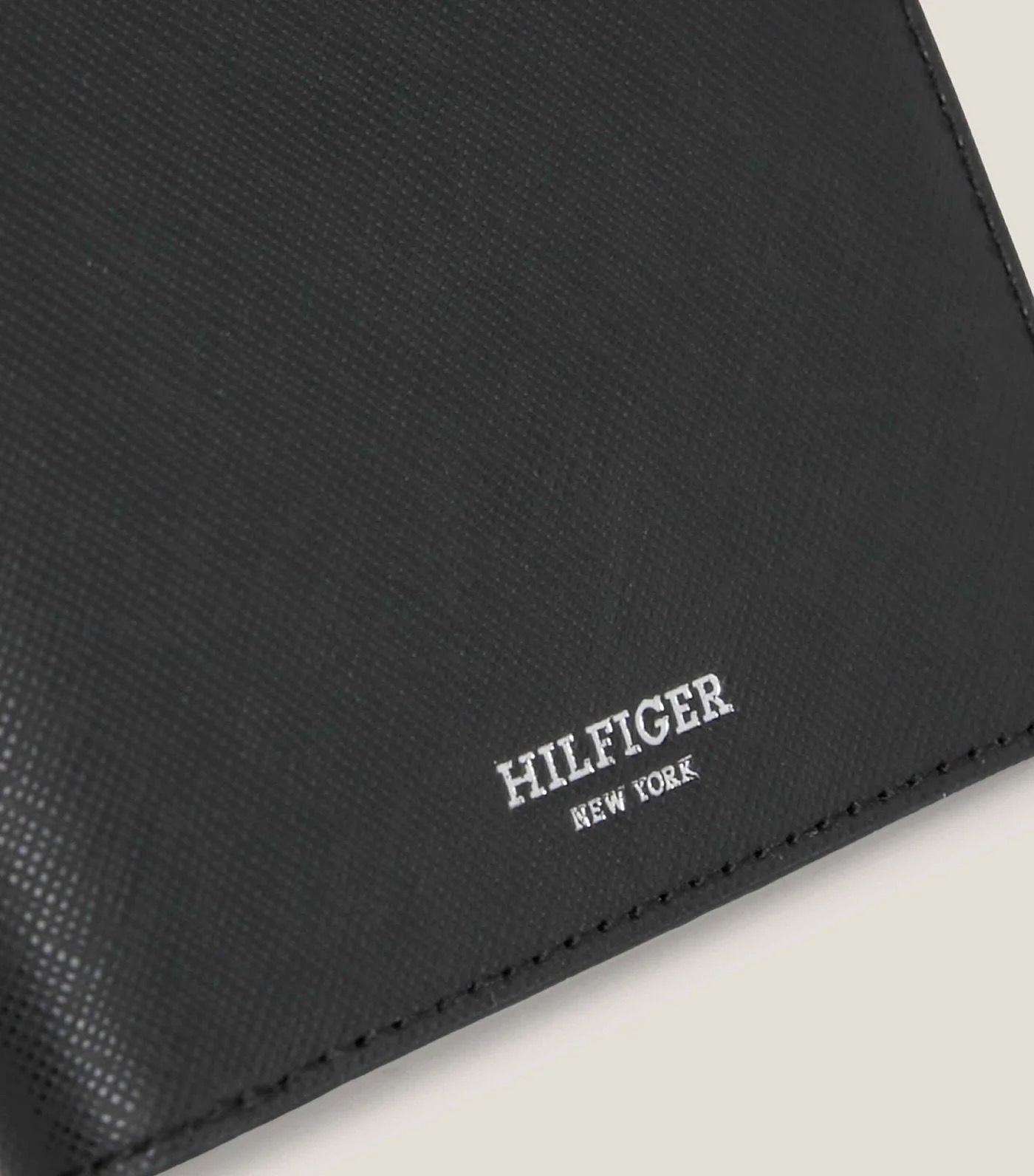 TOMMY HILFIGER SAFFIANO WALLET